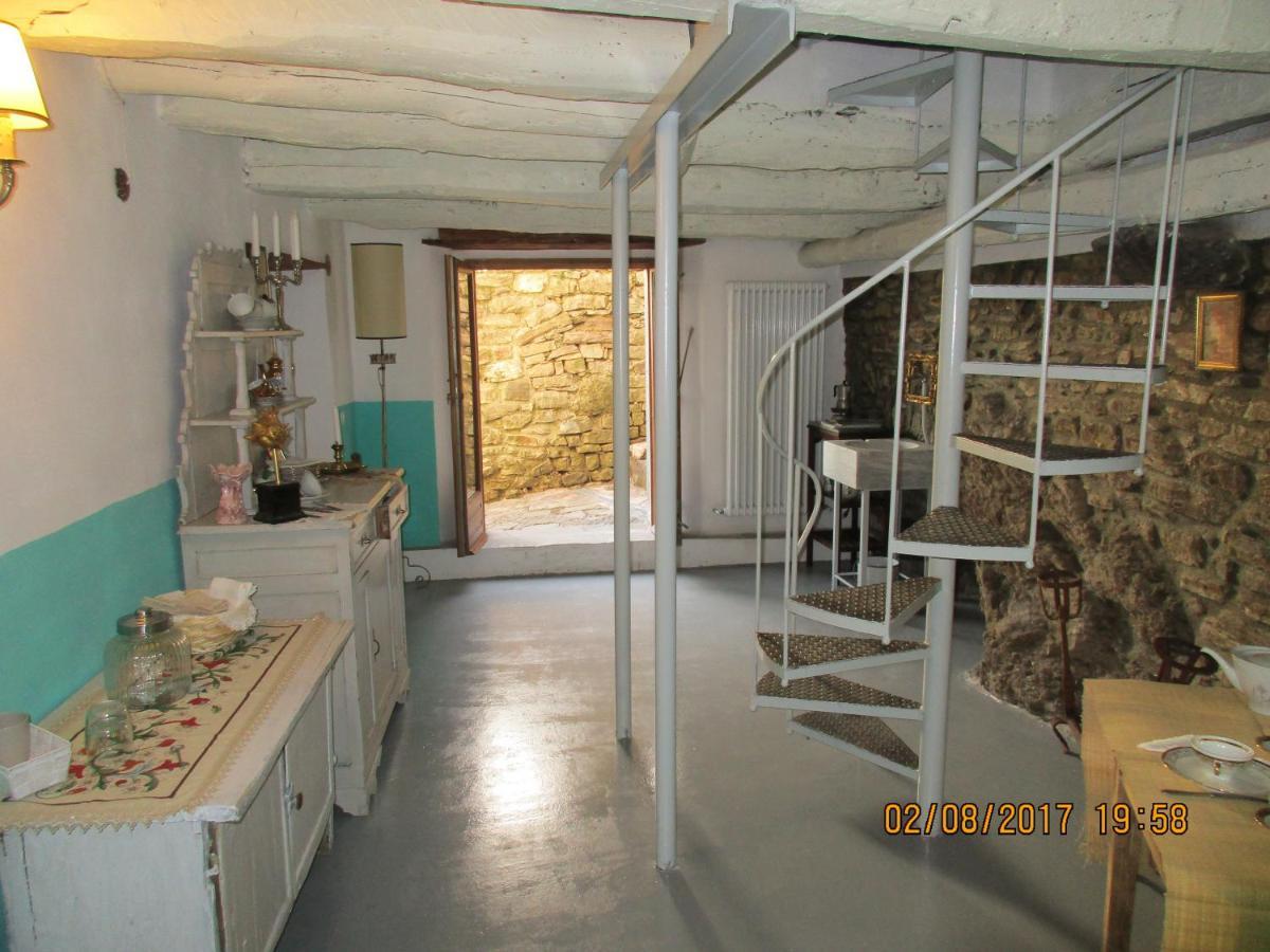 Viandanti, Artisti E Sognatori Bed & Breakfast Comano  Ngoại thất bức ảnh