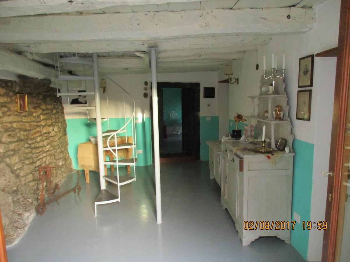 Viandanti, Artisti E Sognatori Bed & Breakfast Comano  Ngoại thất bức ảnh