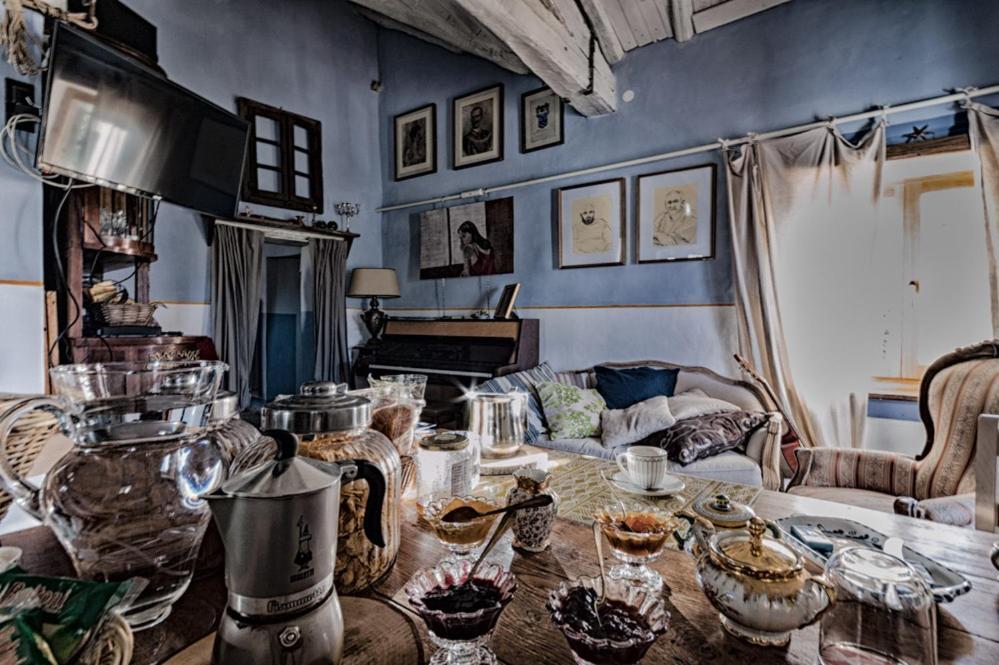 Viandanti, Artisti E Sognatori Bed & Breakfast Comano  Ngoại thất bức ảnh